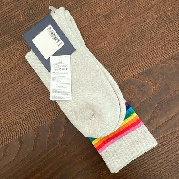 🏳️‍🌈Rainbow Crew Socks - Picture 3 of 5